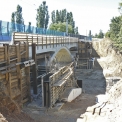 Druhá část výstavby mostu přes Vejprnický potok