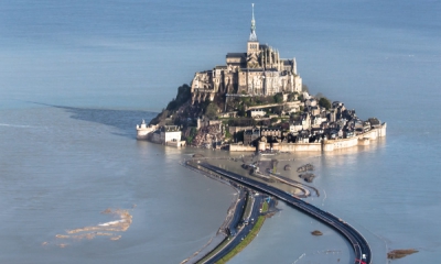 Most k Mont Saint-Michel