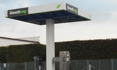 Bonett pokračuje v otvírání dalších CNG stanic, řidiči mohou nově plnit vozy na zemní plyn s výhodami Bonett CNG karet i v Plzni. 