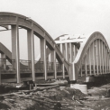 Silniční most v Hodoníně po dokončení (1934)