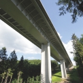 Viadukt přes údolí potoka Hrabyňka