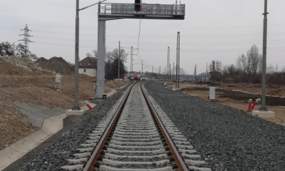 Na hostivařské trati Swietelsky Rail o dva měsíce zkrátil technologickou přestávku. Bude víc času na komplikovaný most v Zahradním Městě