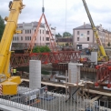 Výstavba protipovodňové ochrany Olomouce jede podle harmonogramu, v Komenského ulici roste nový most