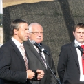 Zleva: Pavel Bém, primátor hl. m. Prahy, Václav Klaus, prezident ČR a Vít Bárta, ministr dopravy ČR.