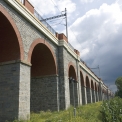 Rekonstruovaný Jezernický viadukt na trati Ostrava – Přerov