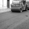Pokládka nízkoteplotní asfaltové směsi (listopad 2009)