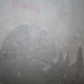 Tonda - tunelovací štít stroje TBM, se proboural do stanice Petřiny. Nesl s sebou suť a prach.