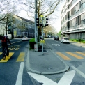 Možnost volby průjezdu: rychlejší jízda bus+cyklopruhem anebo pomalejší průjezd zklidněnou zónou (švýcarský model)
