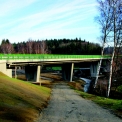 Most na silnici I-34 u obce Květinov