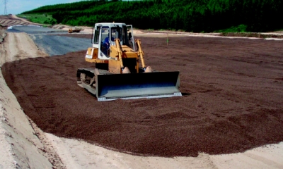 Vylehčená zemní konstrukce na rychlostní silnici R6 v úseku Jenišov – Nové Sedlo