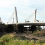 ŽB mostovka zavěšená na pylonech